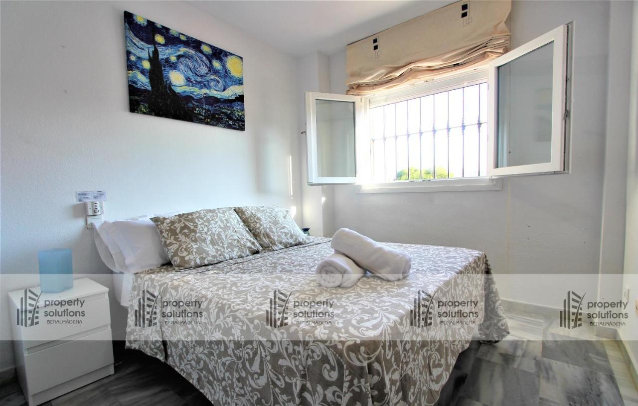 Apartamento Torremolinos - A 600M De La Playa De La Carihuela - Piscina - Parking Gratis - Excelente Conexion Wifi Eksteriør bilde