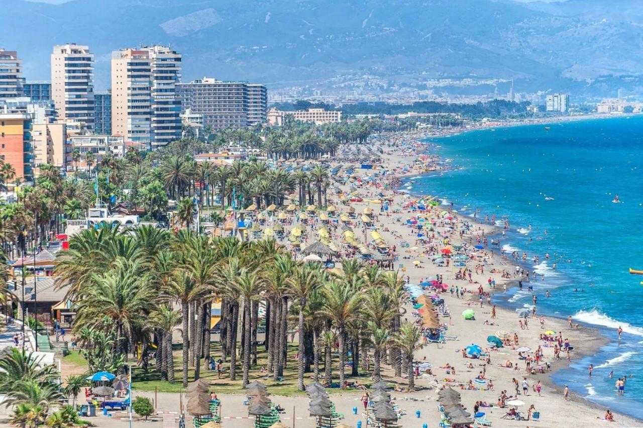 Apartamento Torremolinos - A 600M De La Playa De La Carihuela - Piscina - Parking Gratis - Excelente Conexion Wifi Eksteriør bilde