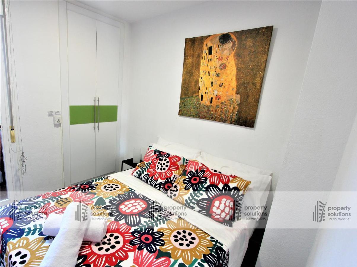 Apartamento Torremolinos - A 600M De La Playa De La Carihuela - Piscina - Parking Gratis - Excelente Conexion Wifi Eksteriør bilde