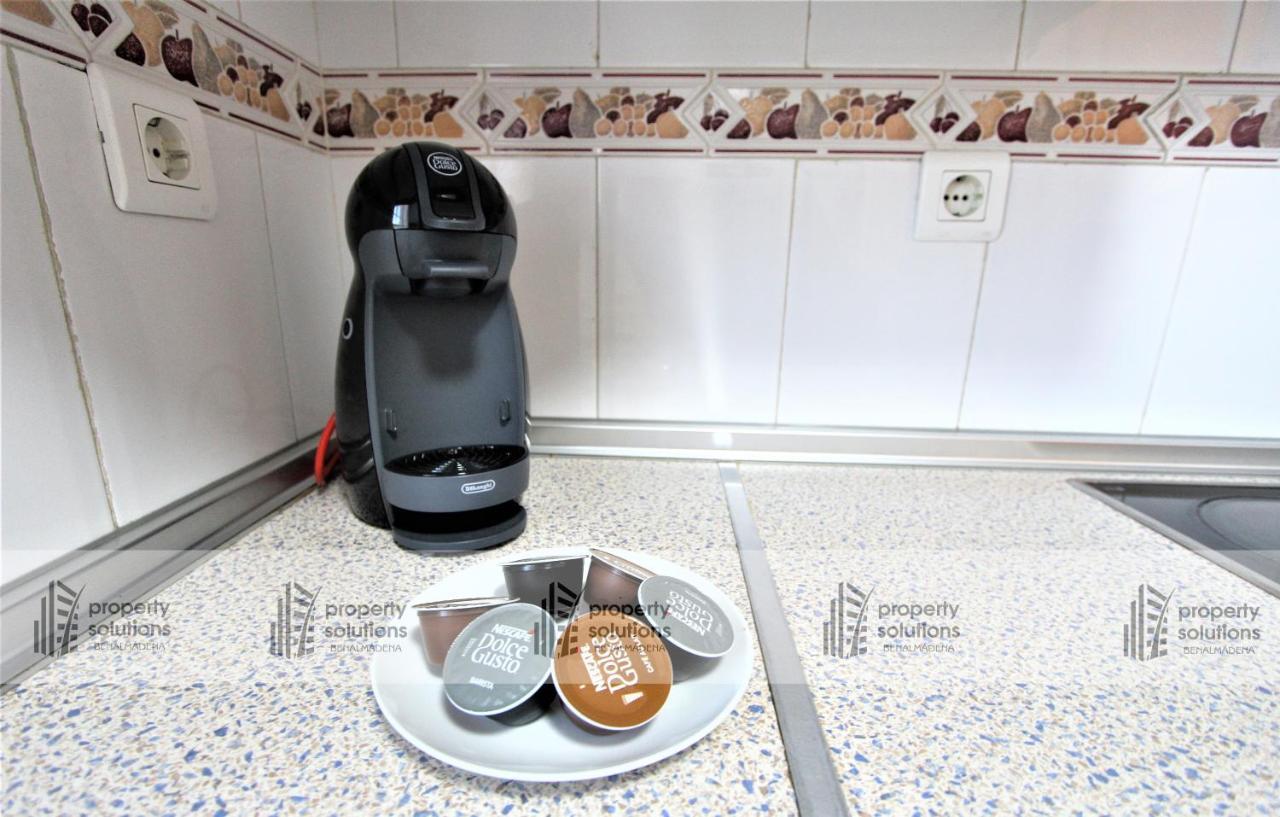 Apartamento Torremolinos - A 600M De La Playa De La Carihuela - Piscina - Parking Gratis - Excelente Conexion Wifi Eksteriør bilde